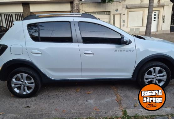 Autos - Renault Sandero stepway privilege 2017 Nafta 102000Km - En Venta