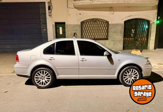 Autos - Volkswagen bora 1.8t 2012 Nafta 106000Km - En Venta