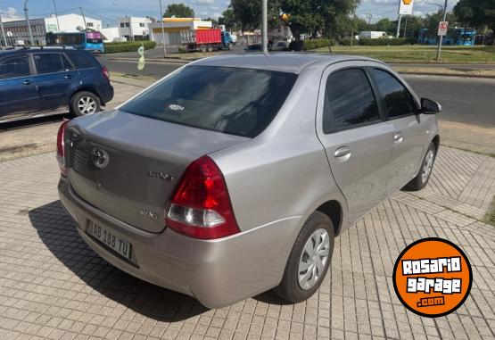 Autos - Toyota ETIOS X 1.5 4P 2017 Nafta 100000Km - En Venta