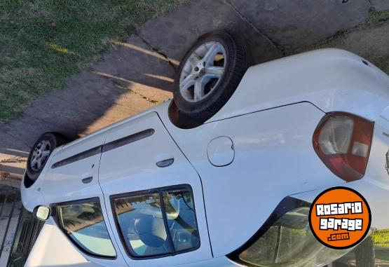 Autos - Renault Clio tricuerpo 1.2 16v 2009 Nafta 195000Km - En Venta