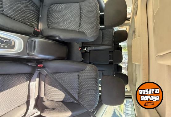 Camionetas - Chrysler Sxt 2011 Nafta 185000Km - En Venta