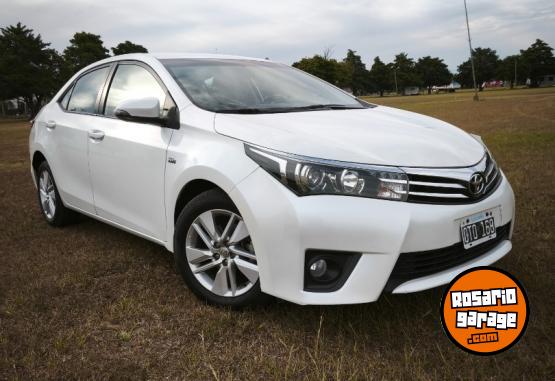Autos - Toyota XEI CVT Pack cuero 2015 Nafta 173000Km - En Venta