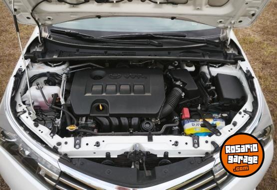 Autos - Toyota XEI CVT Pack cuero 2015 Nafta 173000Km - En Venta