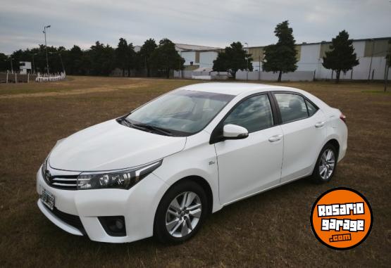 Autos - Toyota XEI CVT Pack cuero 2015 Nafta 173000Km - En Venta