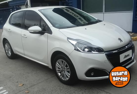 Utilitarios - Peugeot 208 1.6 allure 5p l13 2019 Nafta 79582Km - En Venta