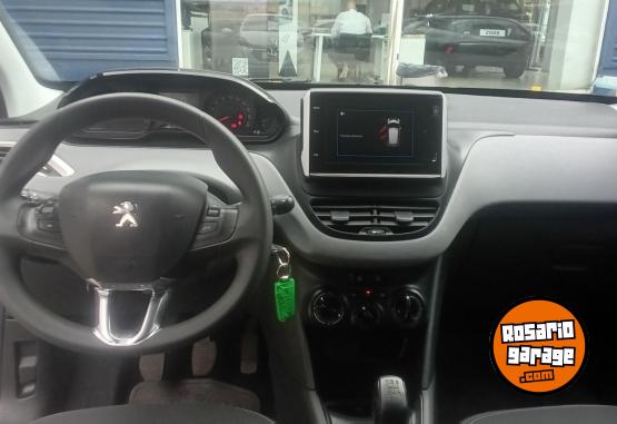Utilitarios - Peugeot 208 1.6 allure 5p l13 2019 Nafta 79582Km - En Venta