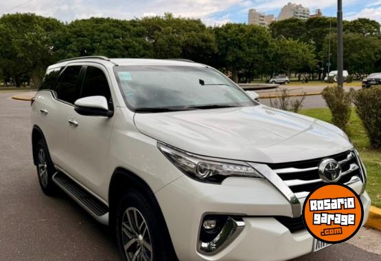 Camionetas - Toyota Sw4 SRX 4x4 2020 Diesel 31000Km - En Venta