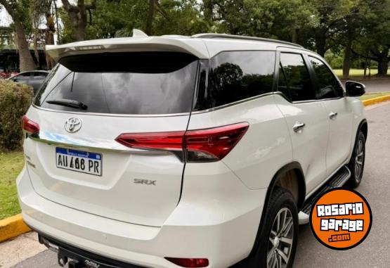 Camionetas - Toyota Sw4 SRX 4x4 2020 Diesel 31000Km - En Venta