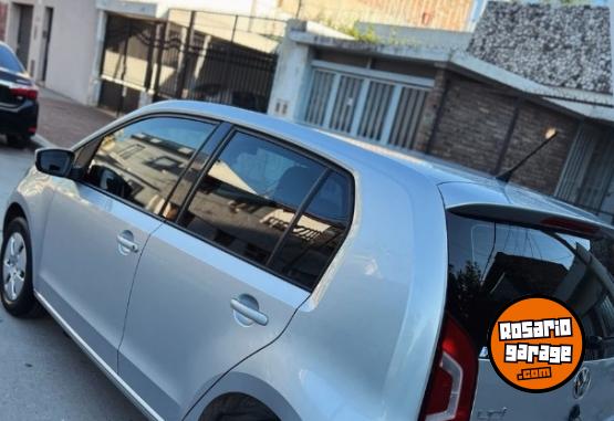 Autos - Volkswagen UP MOVE 2016 Nafta 77000Km - En Venta