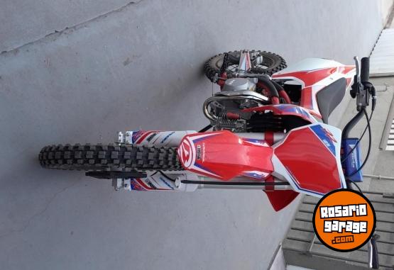 Motos - Beta Big weel 125 4 tiempos 2025 Nafta 4Km - En Venta