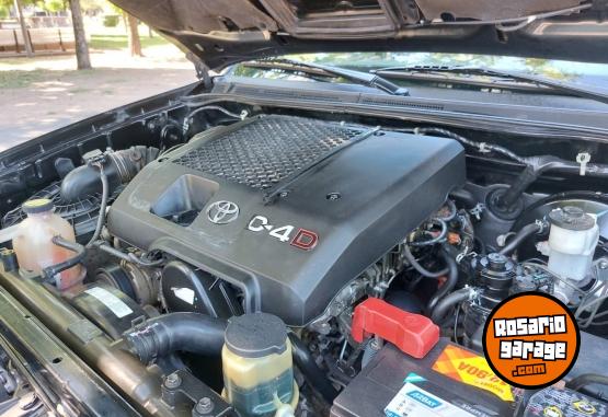 Camionetas - Toyota Hilux SW4 srx 3.0 4x4 2007 Diesel 289000Km - En Venta