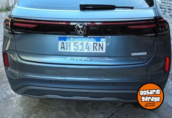 Autos - Volkswagen Nivus 2025 Nafta 3600Km - En Venta