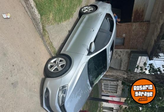 Autos - Volkswagen Vento 2.5 Luxary 2012 Nafta 195000Km - En Venta