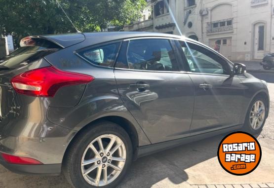 Autos - Ford focus S 5 P 2016 Nafta 170000Km - En Venta