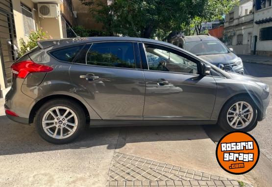 Autos - Ford focus S 5 P 2016 Nafta 170000Km - En Venta