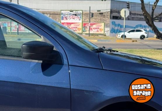 Autos - Volkswagen Voyage 2016 GNC 104000Km - En Venta