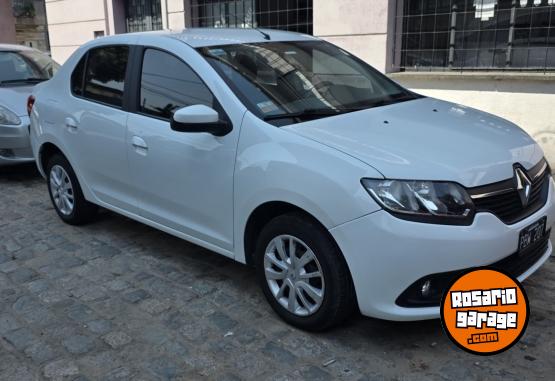 Autos - Renault Logan 2015 Nafta 70000Km - En Venta