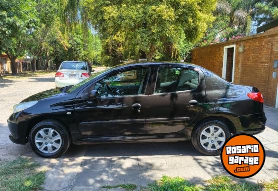 Autos - Peugeot 207 compac 2011 Nafta 173000Km - En Venta