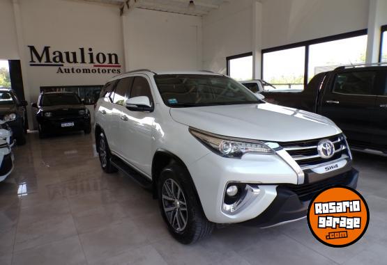 Camionetas - Toyota SW4 2.8 Srx 4x4 7as At 2016 Diesel 180000Km - En Venta