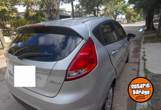 Autos - Ford Fiesta S 2015 Nafta 77100Km - En Venta