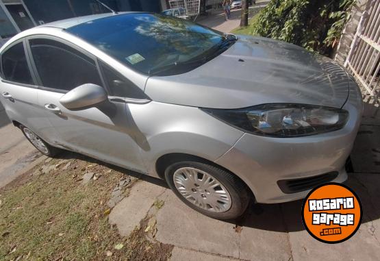 Autos - Ford Fiesta S 2015 Nafta 77100Km - En Venta