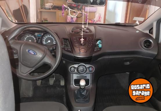 Autos - Ford Fiesta S 2015 Nafta 77100Km - En Venta
