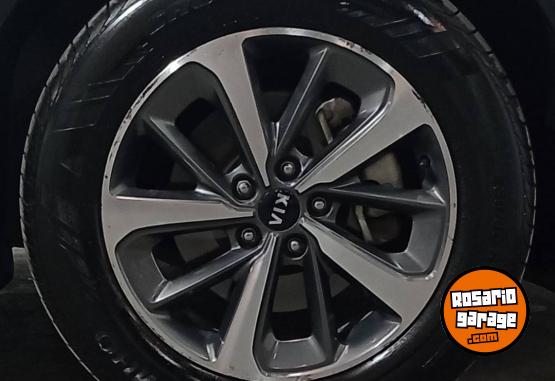 Camionetas - Kia Sorento EX 2.4 AT 4x2 2018 Nafta 119000Km - En Venta