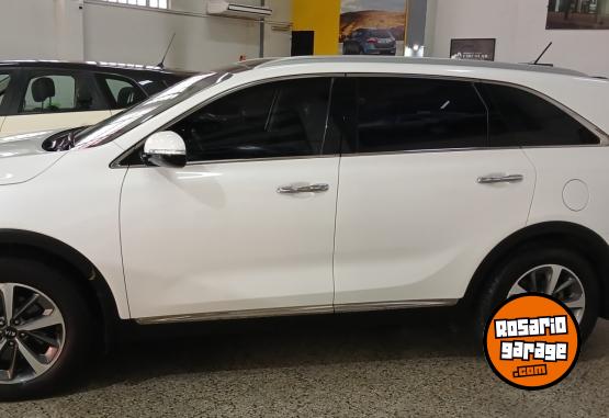 Camionetas - Kia Sorento EX 2.4 AT 4x2 2018 Nafta 119000Km - En Venta