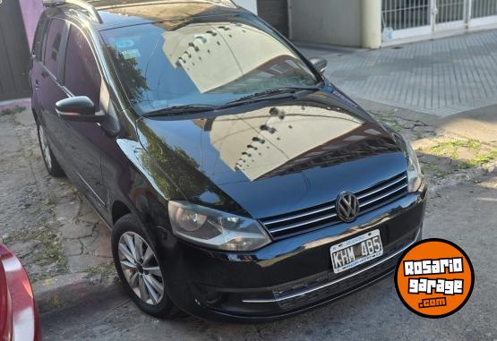 Autos - Volkswagen Suran 2011 Nafta 90000Km - En Venta