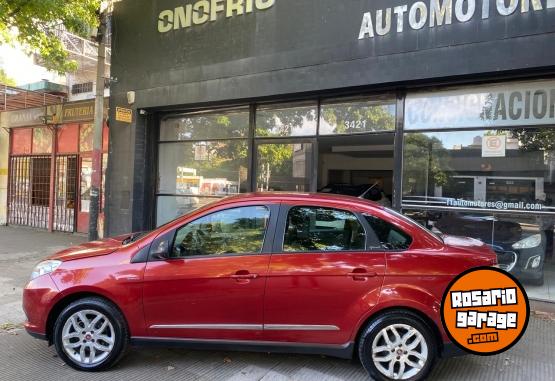 Autos - Fiat Grand siena 2016 Nafta 130000Km - En Venta