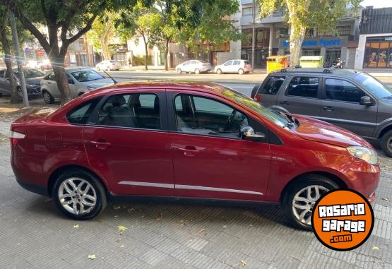 Autos - Fiat Grand siena 2016 Nafta 130000Km - En Venta