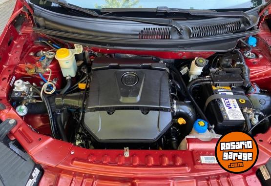 Autos - Fiat Grand siena 2016 Nafta 130000Km - En Venta