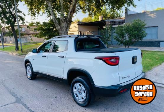 Camionetas - Fiat Toro freedom 2017 Diesel 80000Km - En Venta