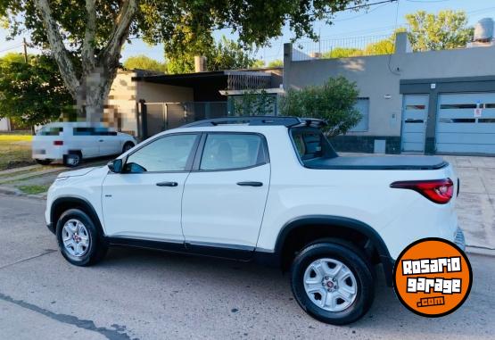 Camionetas - Fiat Toro freedom 2017 Diesel 80000Km - En Venta