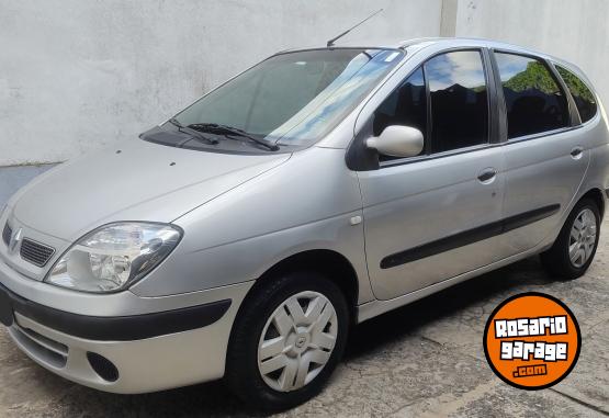 Autos - Renault Scenic 2 2009 Nafta 302000Km - En Venta