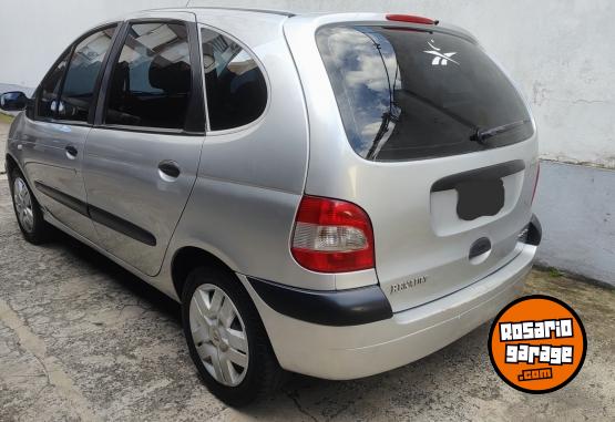 Autos - Renault Scenic 2 2009 Nafta 302000Km - En Venta