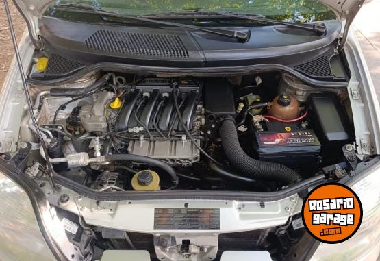 Autos - Renault Scenic 2 2009 Nafta 302000Km - En Venta