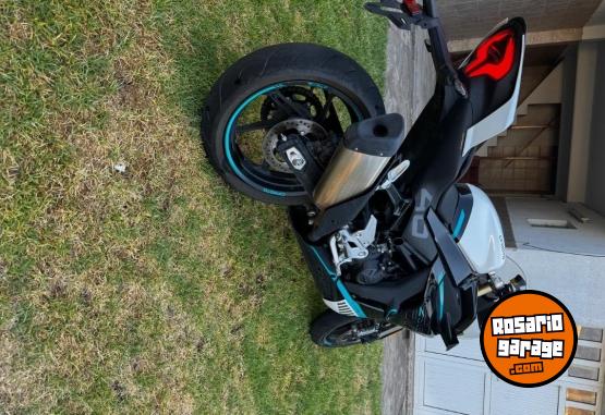 Motos - CF 450 SR 2025 Nafta 1800Km - En Venta