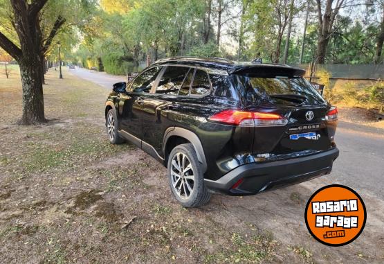 Autos - Toyota Corolla Cross 2.0 Seg cvt 2021 Nafta 61000Km - En Venta