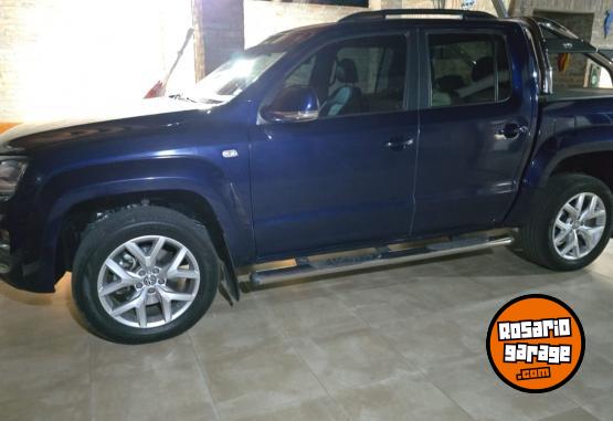 Camionetas - Volkswagen Amarok v6 highline 2023 Diesel 49500Km - En Venta