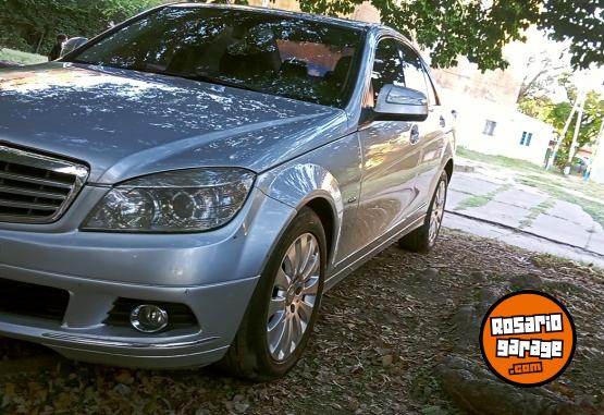 Autos - Mercedes Benz c220 2009 Diesel 260000Km - En Venta