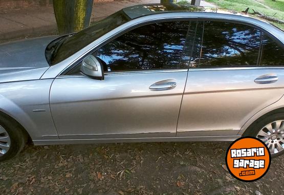 Autos - Mercedes Benz c220 2009 Diesel 260000Km - En Venta