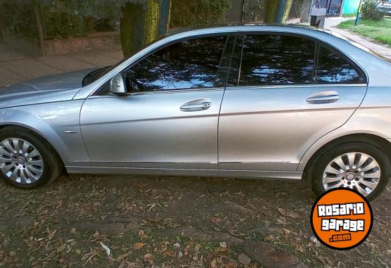 Autos - Mercedes Benz c220 2009 Diesel 260000Km - En Venta