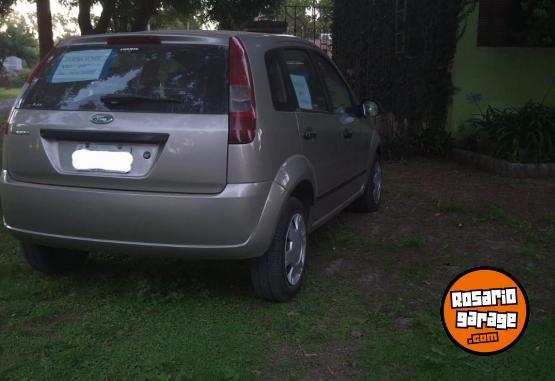 Autos - Ford Fiesta Ambiente 2007 Nafta 300000Km - En Venta