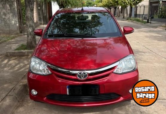 Autos - Toyota Etios xls 2016 Nafta 88000Km - En Venta