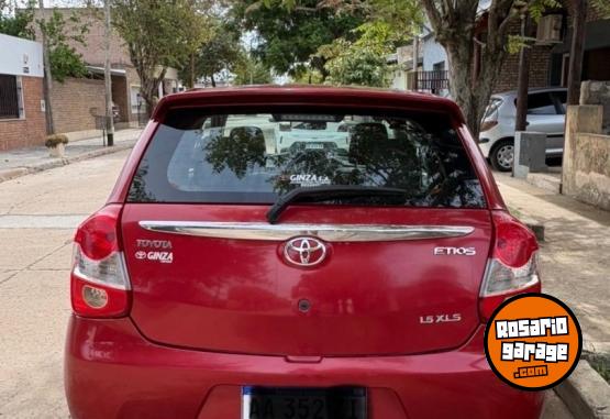 Autos - Toyota Etios xls 2016 Nafta 88000Km - En Venta
