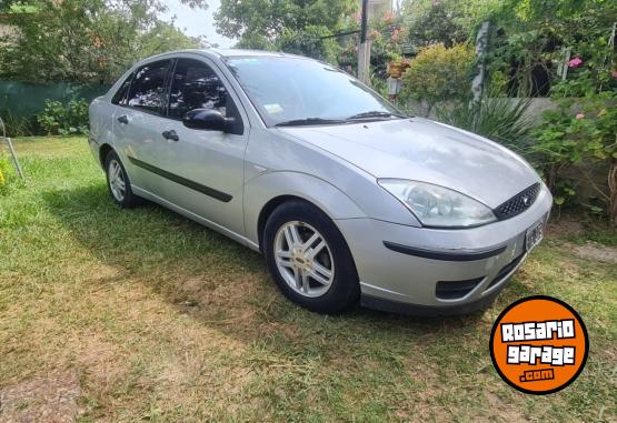 Autos - Ford Focus edge 4 puertas 2006 Diesel 243000Km - En Venta