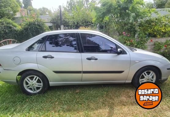 Autos - Ford Focus edge 4 puertas 2006 Diesel 243000Km - En Venta