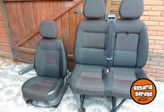 Accesorios para Autos - BUTACAS BOXER IMPECABLE - En Venta