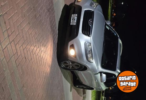 Camionetas - Hyundai Santa Fe 2011 Diesel 217000Km - En Venta